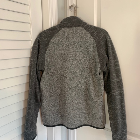 Grey Patagonia Fleece Quarter-zip - Picture 2 of 2